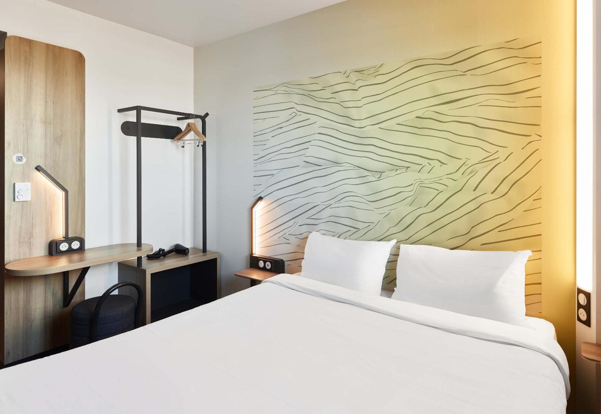 B&B Hotel Le Port Marly Saint Germain En Laye ภายนอก รูปภาพ